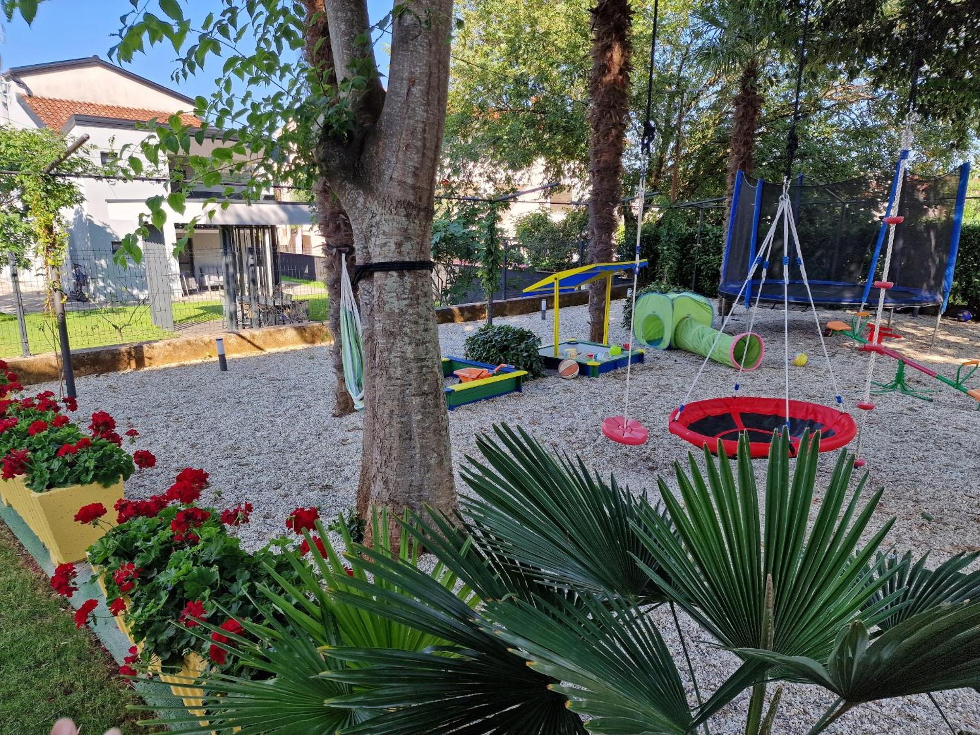 Apartments Modrusan Ρόβινι Εξωτερικό φωτογραφία