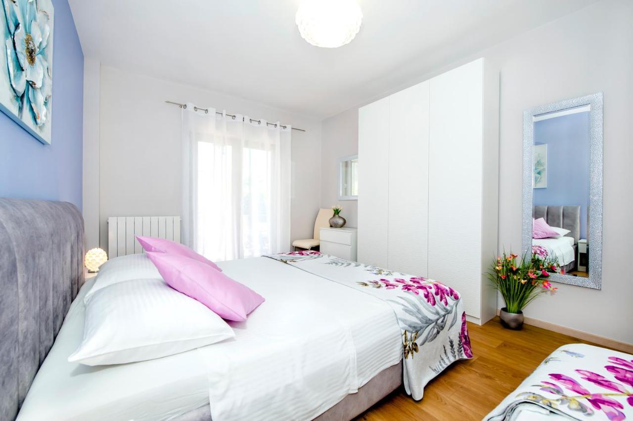 Apartments Modrusan Ρόβινι Εξωτερικό φωτογραφία